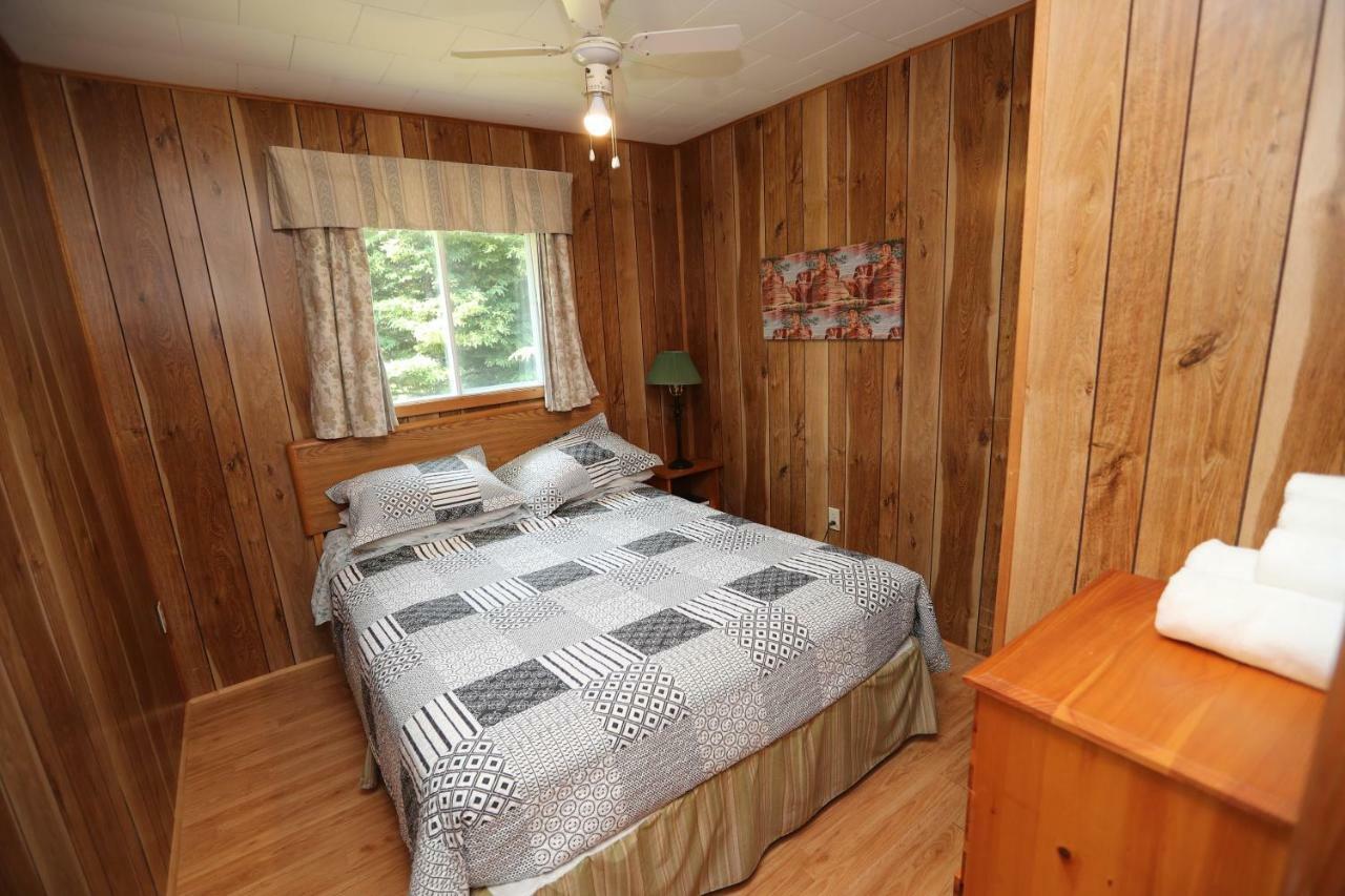 Parkside Cottages & Suites Stanhope ภายนอก รูปภาพ